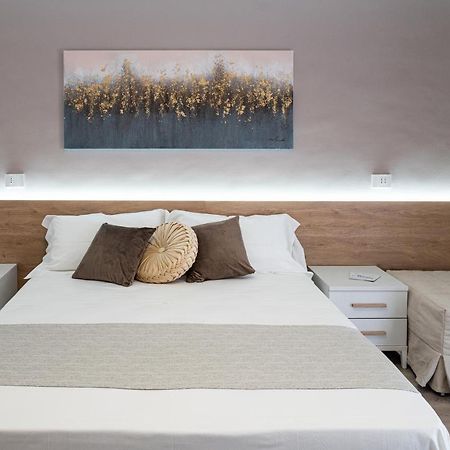 A Due Passi - Guest House Santo Stefano di Camastra Esterno foto